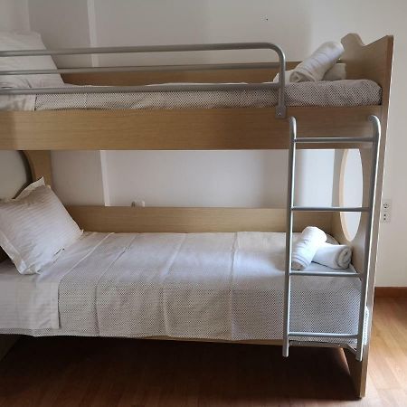 *The Balcony-Luxury Family House In City Center * 파르가 외부 사진