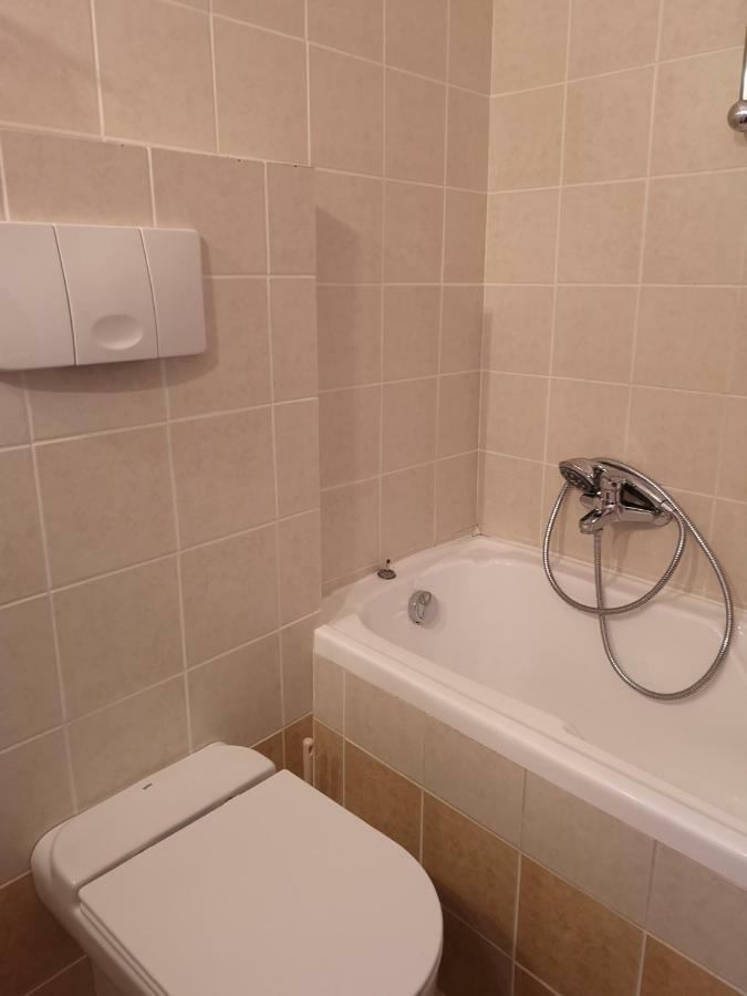 *The Balcony-Luxury Family House In City Center * 파르가 외부 사진