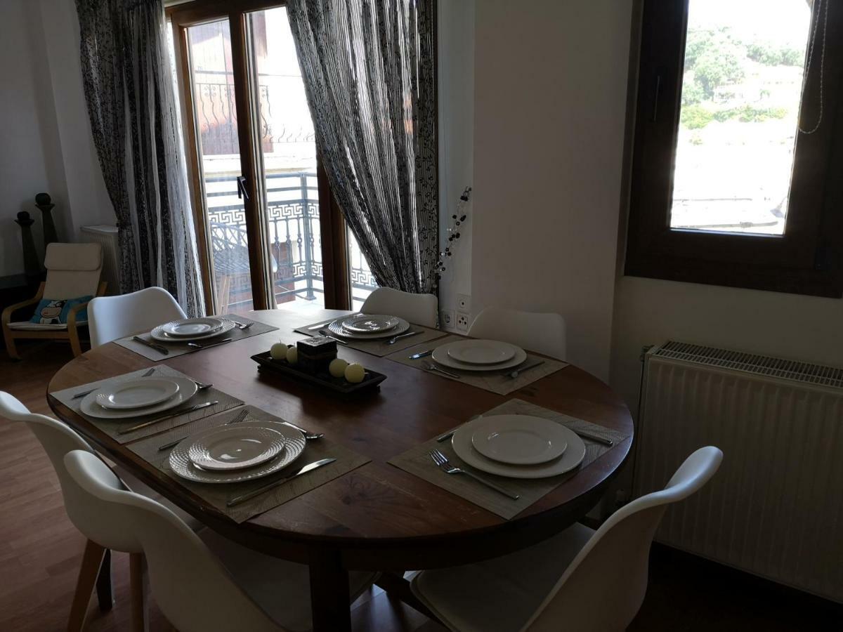 *The Balcony-Luxury Family House In City Center * 파르가 외부 사진